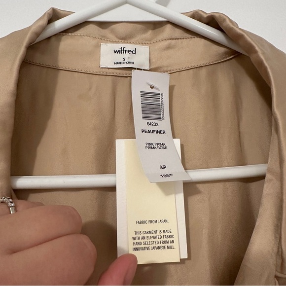 Aritzia Wilfred Peaufiner Annie Satin Beige/Bronze Blouse Size Small Women’s NWT - Picture 11 of 12